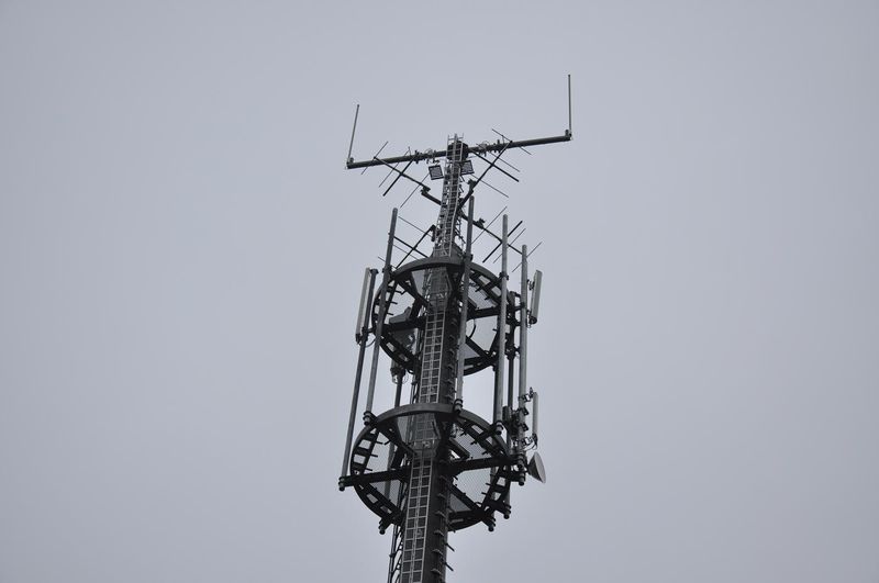 Datei:Sender-Kirchholz-Antennen.JPG