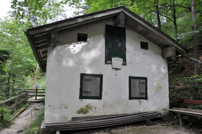 Datei:Theresienklause-Diensthütte.JPG