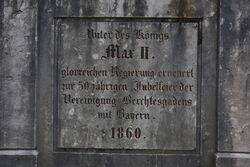 Marktbrunnen Berchtesgaden-Inschrift Südost.JPG