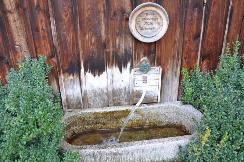Datei:Langackerquelle-Brunnen.JPG